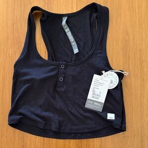 Vuori Black Ribbed Racerback Crop Tank